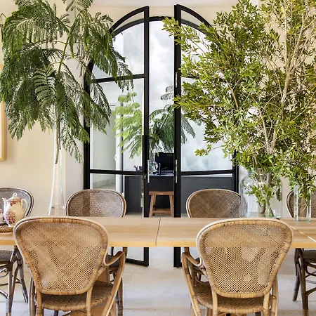 Bodega Tio Pepe מלון